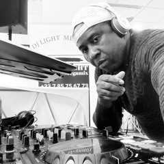 DJ LIGHT MEGAMIX
