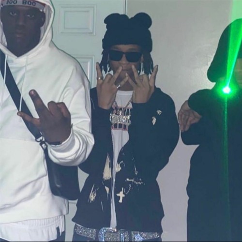 Listen to christmas music the grinch