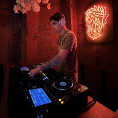 Alex De Mello