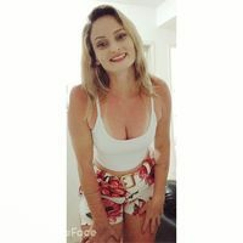 Katia Esmaile’s avatar