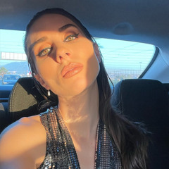 Ezgi Maro