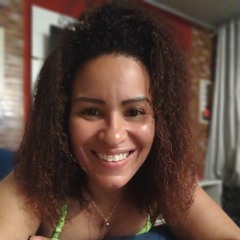Evelyn Esteves