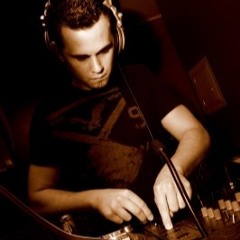 DJ Erik Cosgrove
