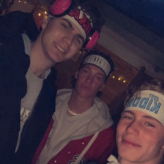 $Naken Greve$