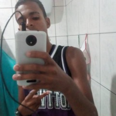 User 913306733