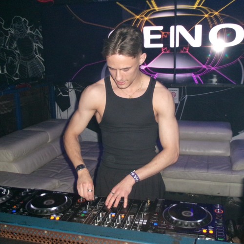 Stream GENO music | Listen to songs, albums, playlists for free on ...
