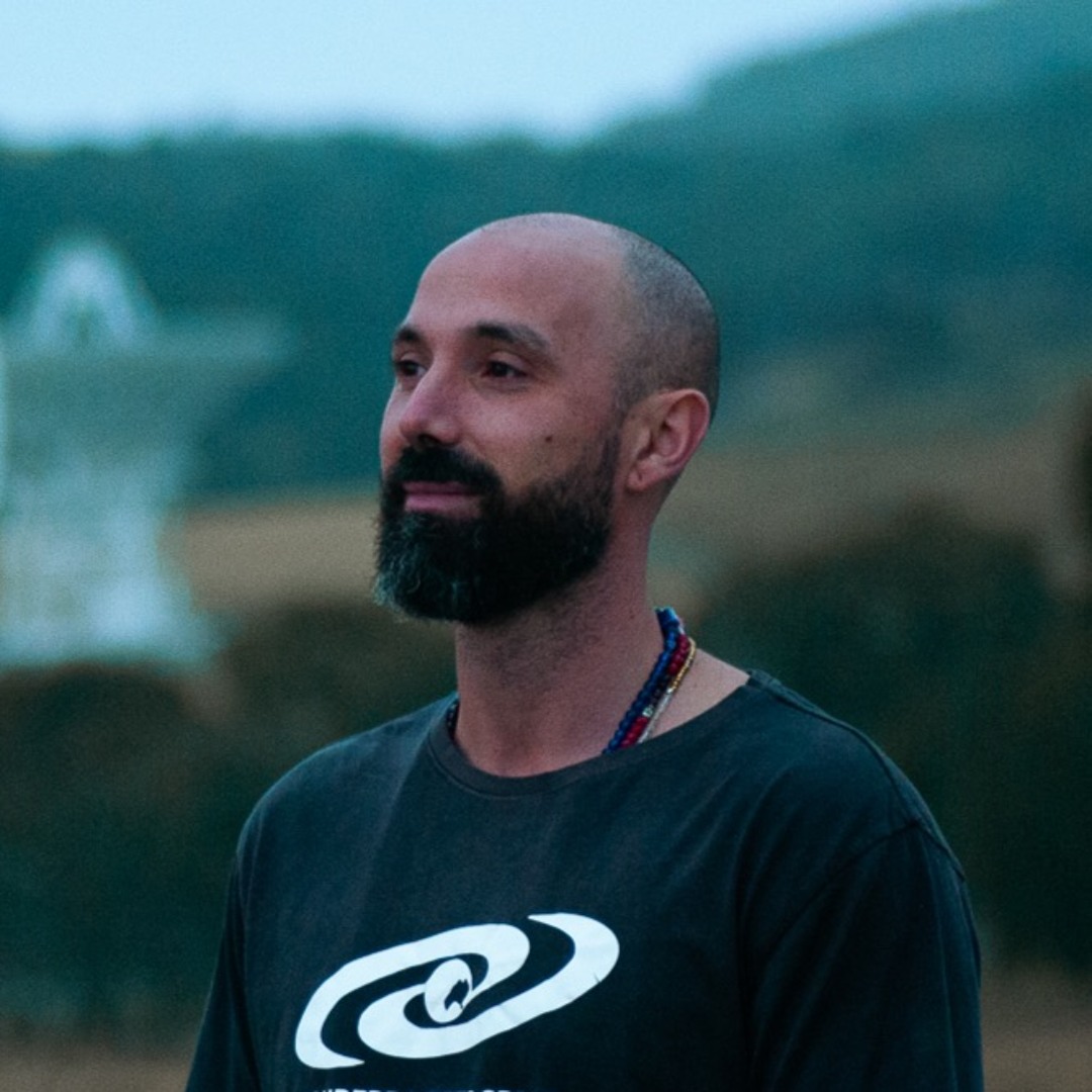 Stream Fabio Leal (Zenon Records) music | Listen to songs, albums