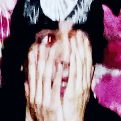 Indigo (@6wingshurt)