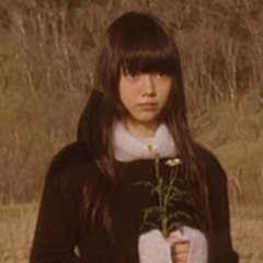 瞼
