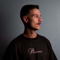 EM