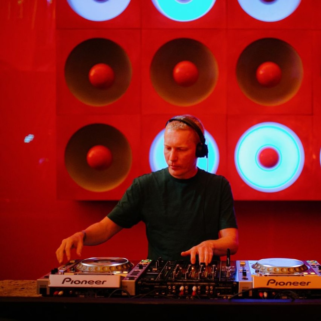 Stream Buzz Compass music | Listen to songs, albums, playlists for free ...