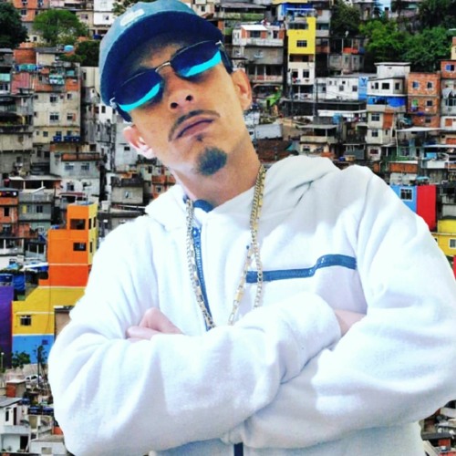 ELA É A FAMOZINHA -MC KAYK MC MR BIM DJ KR O MALVADÃO( FEATS MC GW )