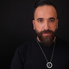 DJ Carlos B I Official