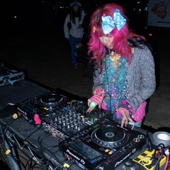 muñequita ☆～（ゝ。∂）