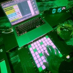 TOM DJ  💿🎚️🎛️🎧🪩🇮🇹