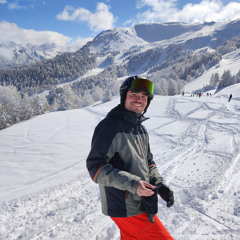 Bāstīēñ//LHĒŪRĒŪX