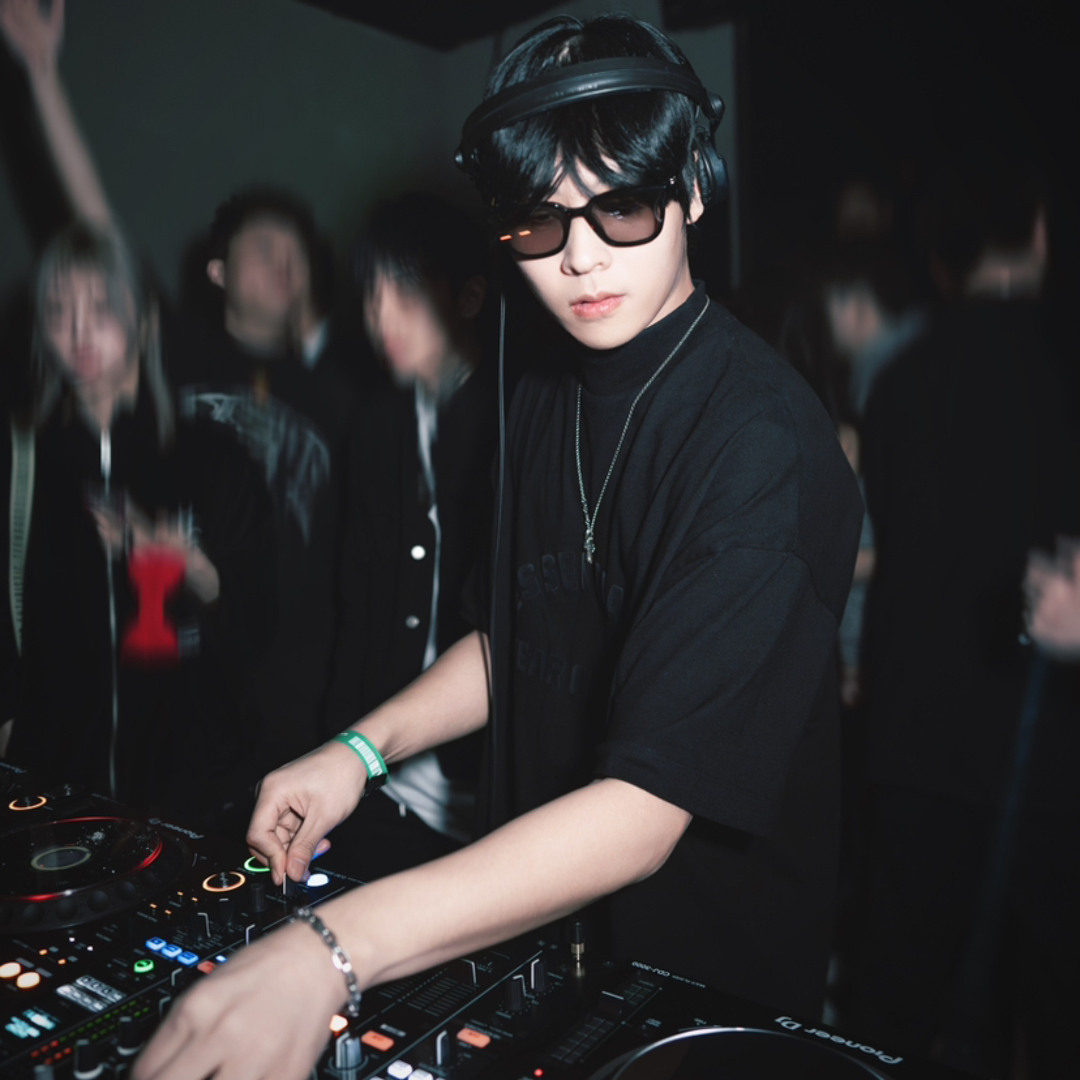 Stream Nuki music | Listen to songs, albums, playlists for free on