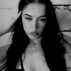 Nina x
