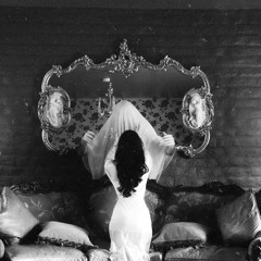 ٱلْعَنْقَاءُ