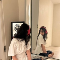 ✩