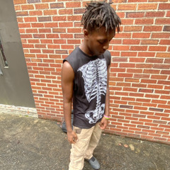 Jus2Small_Issac