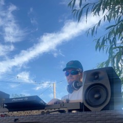 house mix 004
