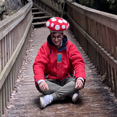 _theguywithroundglasses