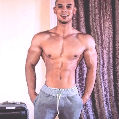 ‫ميت عقبة هي حياتنا.... ميديا الوايت نايتس.... كاريوكي‬ -
