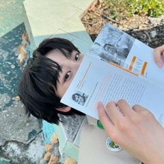 Jaellymin ⋆.˚🦋༘⋆ '𝐂𝐎𝐒𝐌𝐈𝐂'