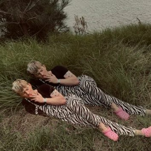 Sweetly Ask For Your Number - Patella