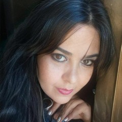 YRIANA BEATRIZ LUGO ,  YBL  +569982635048