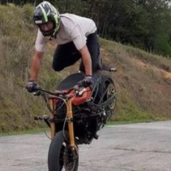 Bico Stunt