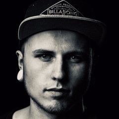 Kevin Davis Official