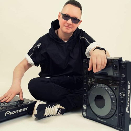 Stream Dj Razz music | Listen to songs, albums, playlists for free on ...