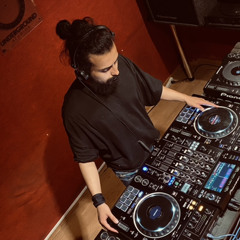 DJ Juan Guerrero