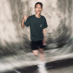 • DƬZY •