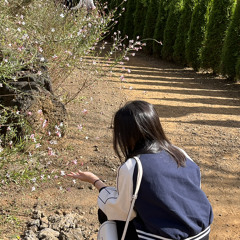 윤