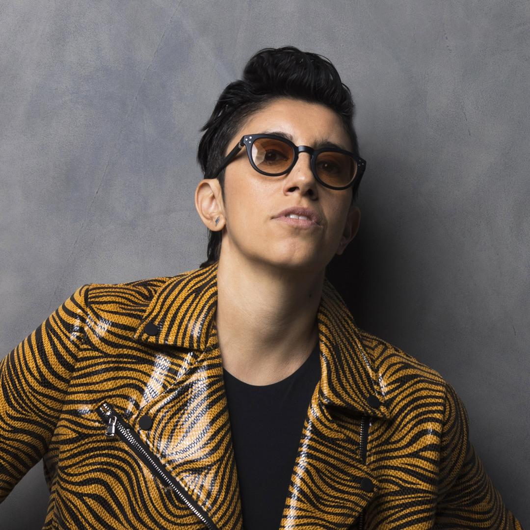Stream ⚡️ LAU ⚡️ music | Listen to songs, albums, playlists