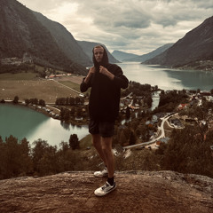 Maks Smuškovs