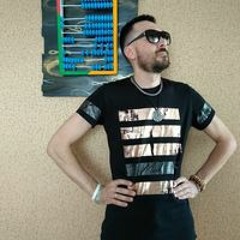 Олег Занегин