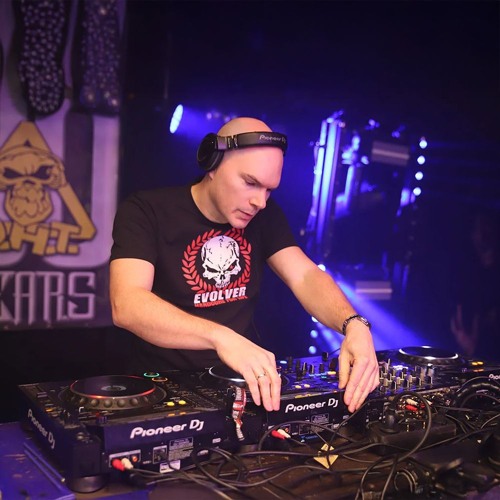 Evolver DJ artist photo