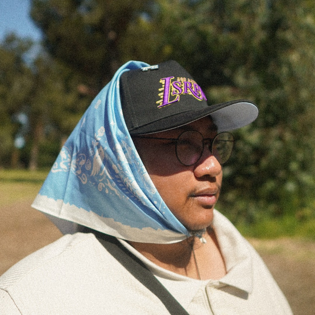 Stream Komo music | Listen to songs, albums, playlists for free on