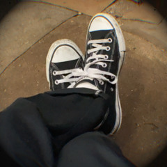poser