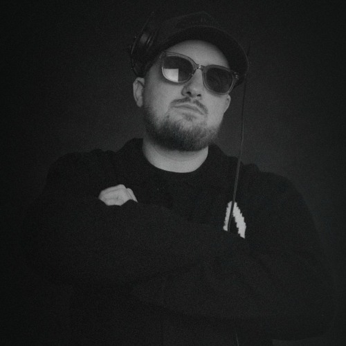 Alex Miles — artist photo