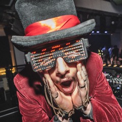 Carisen ❤️🎩❤️