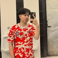 Ton Vongphom