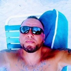 Richard Gonzalez Richard Gonzalez