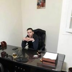 Hossam M Okba