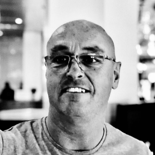 Light Up (Avenger Remix)