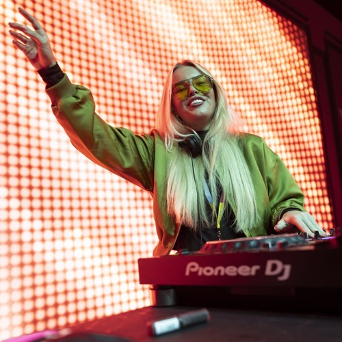 Daisie Anderson DJ — artist photo